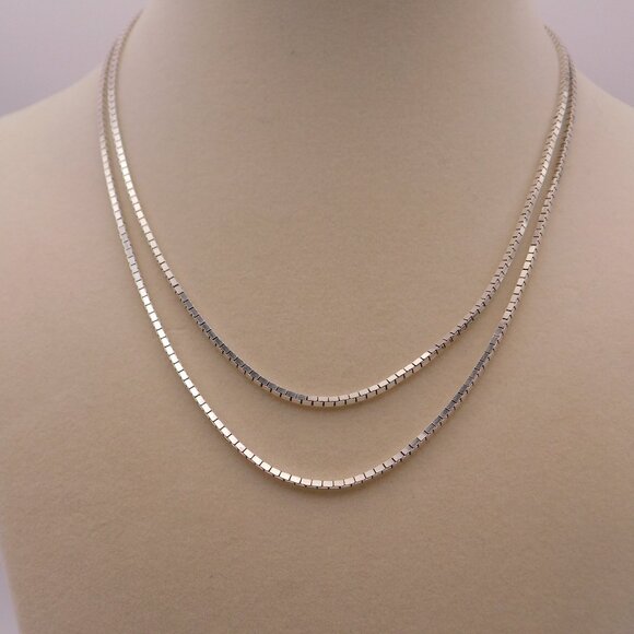 SILVER 30 INCH CHAIN - Picture 1 of 10